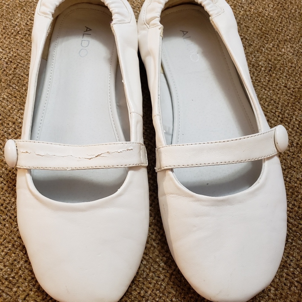 White ballerina flats
